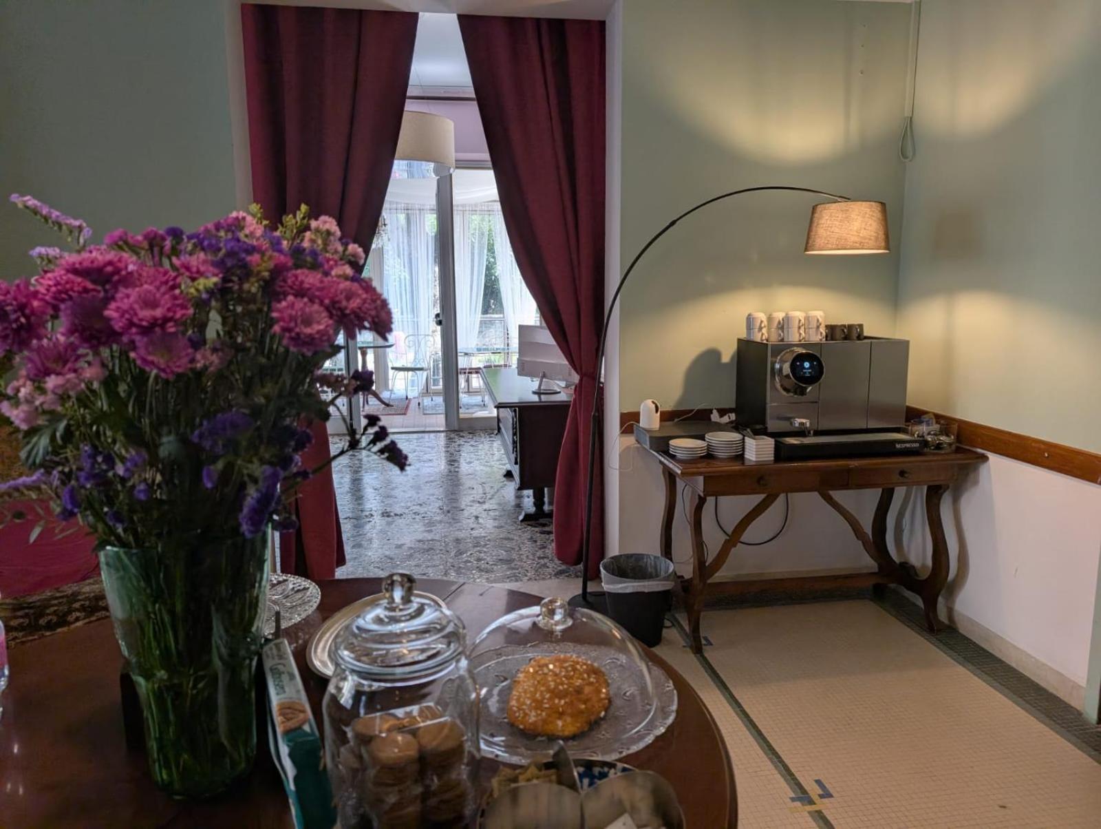 Villa Antonietta Rooms & Coffee Чезенатико Екстериор снимка